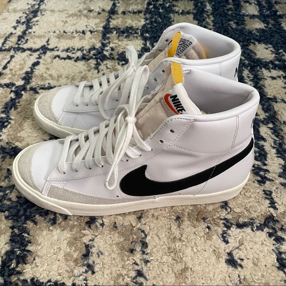 Nike Blazer Mid 77 Vintage Mens Size 10